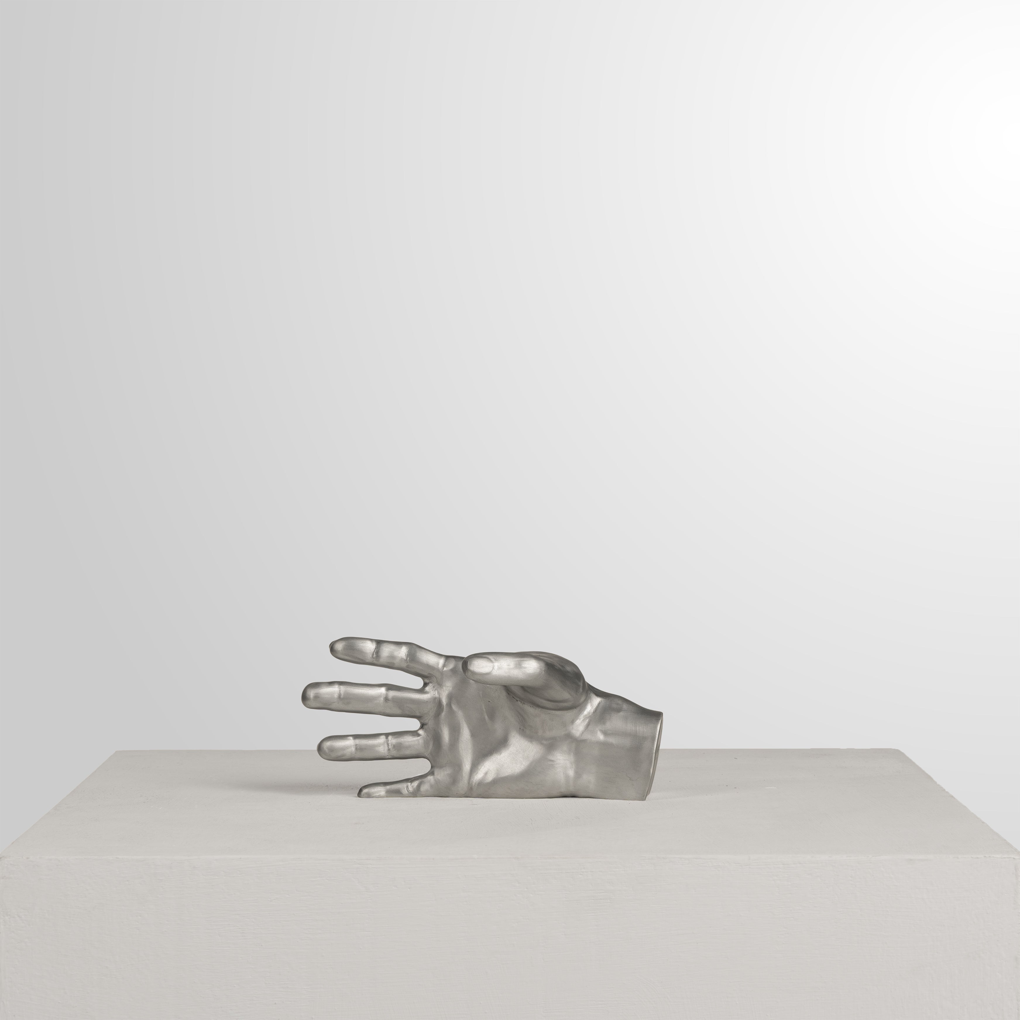 Cheir - Mano porta oggetti in alluminio